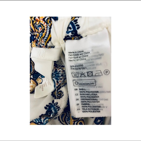 H&M skirt with slit on side - Picture 3 of 5